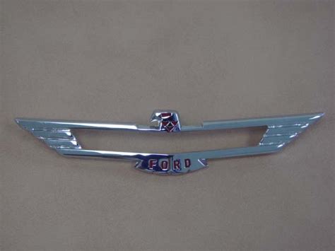 Ford Thunderbird nose panel